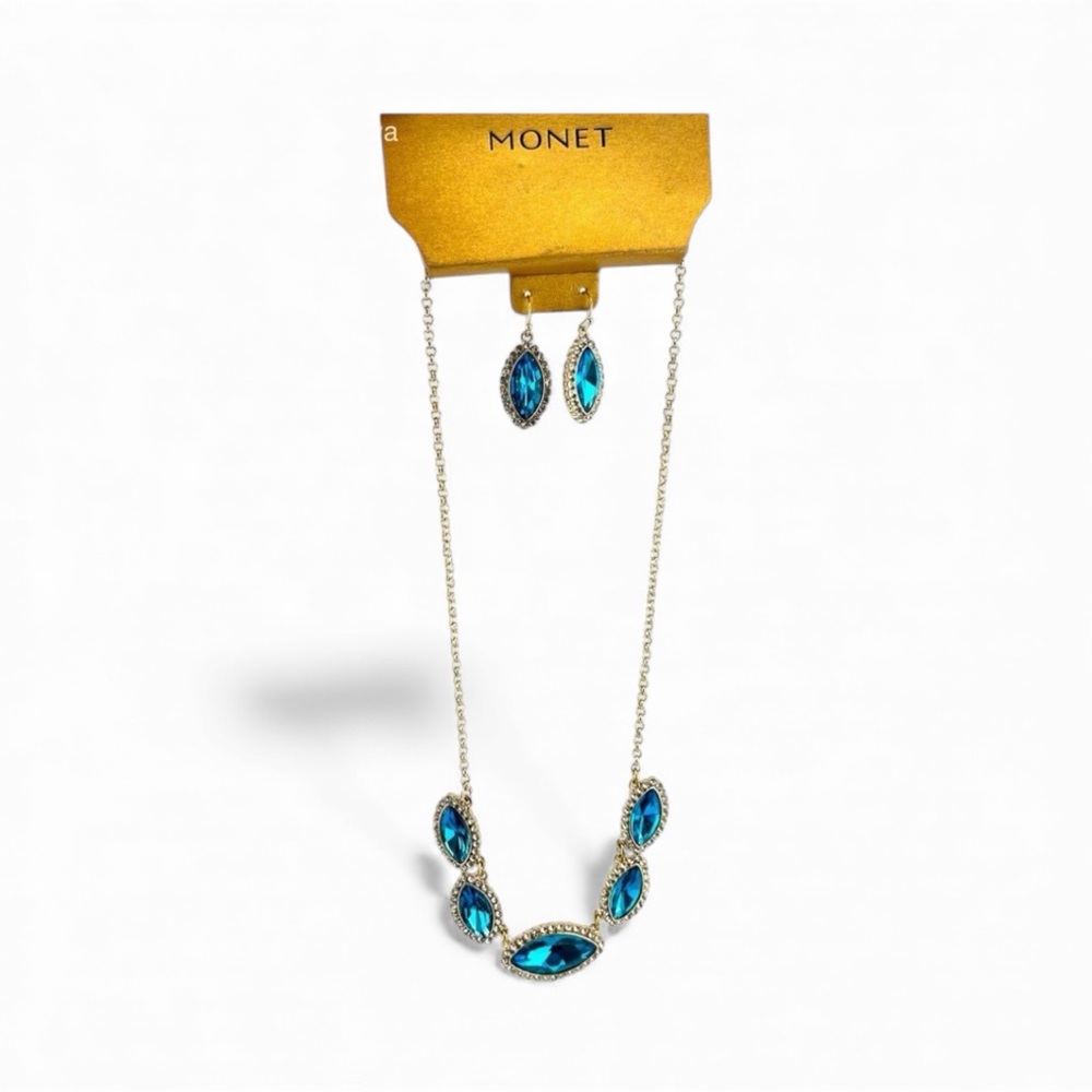 Vintage Monet Necklace & Earrings Set – NWT – Stunning Blue Faceted Stones